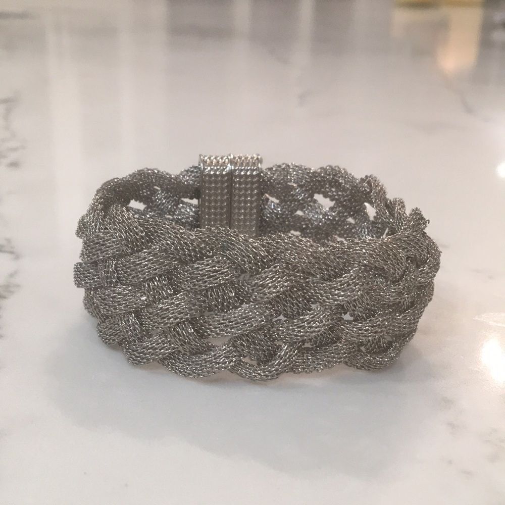 Braided Mesh Bracelet with Magnetic Closure